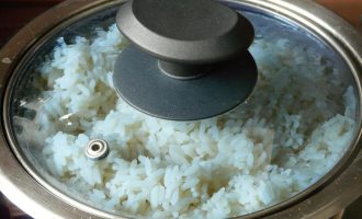 Креветки с рисом